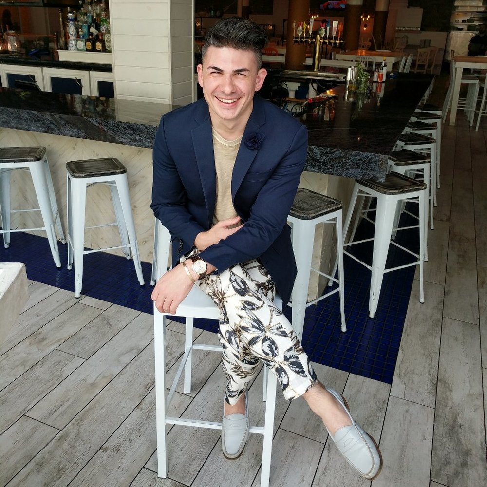 Meet your Posher, Aaron